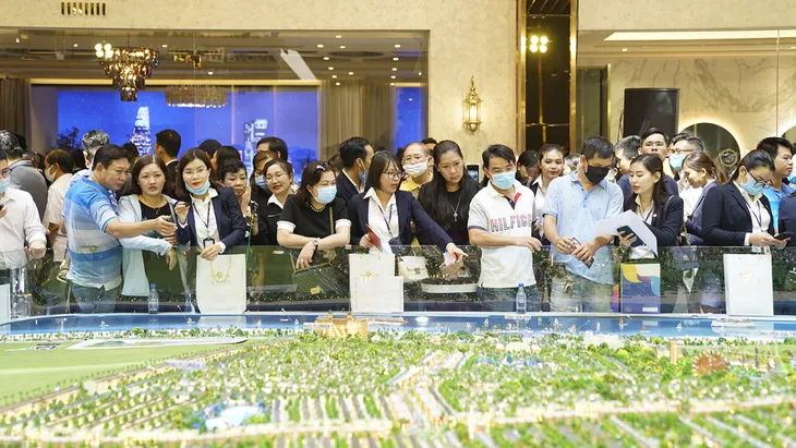 Dòng tiền nhàn rỗi năm 2021 sẽ đổ vào thị trường bất động sản? - Ảnh 1. Dòng tiền nhàn rỗi năm 2021 sẽ đổ vào thị trường bất động sản? - Ảnh 1.