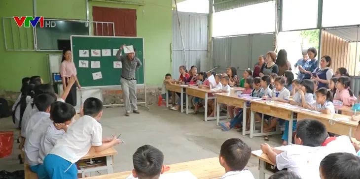Vun đắp và lan tỏa tri thức từ mô hình Ngôi nhà trí tuệ - Ảnh 1. Vun đắp và lan tỏa tri thức từ mô hình Ngôi nhà trí tuệ - Ảnh 1.