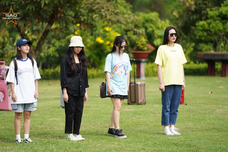 Sao Nhập Ngũ 2020 tập 1: Kỳ Duyên khiến fans phát cuồng bởi sự điềm tĩnh và nghiêm túc khi nhập ngũ - Ảnh 4. Sao Nhập Ngũ 2020 tập 1: Kỳ Duyên khiến fans phát cuồng bởi sự điềm tĩnh và nghiêm túc khi nhập ngũ - Ảnh 4.