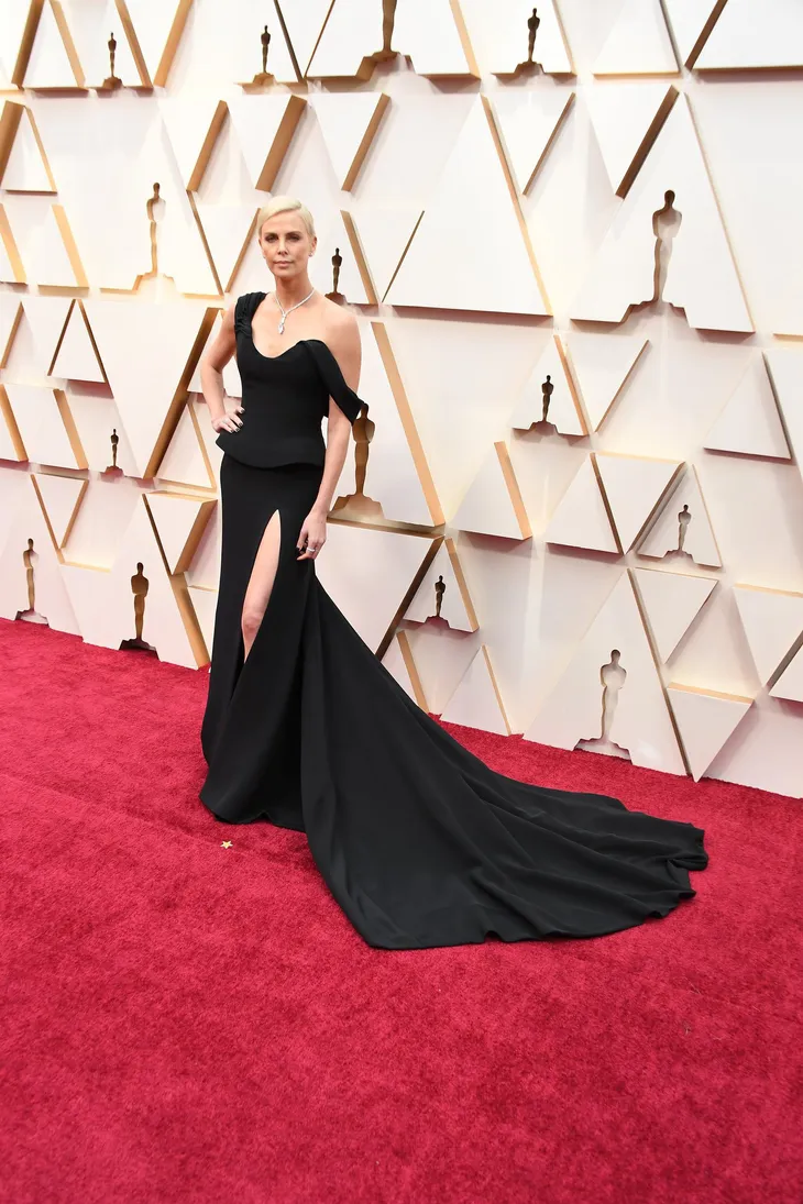 Các siêu sao đình đám nhất Hollywood lộng lẫy cùng đổ về siêu thảm đỏ Oscar 2020 - Ảnh 6. Các siêu sao đình đám nhất Hollywood lộng lẫy cùng đổ về siêu thảm đỏ Oscar 2020 - Ảnh 6.