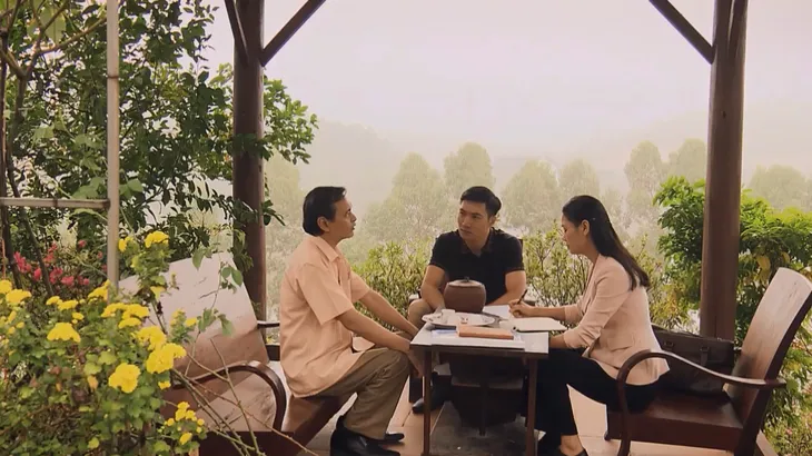 Sinh tử - Tập 60: Chủ tịch tỉnh Trần Nghĩa từng là Trưởng Ban chỉ đạo cổ phần hóa doanh nghiệp - Ảnh 1. Sinh tử - Tập 60: Chủ tịch tỉnh Trần Nghĩa từng là Trưởng Ban chỉ đạo cổ phần hóa doanh nghiệp - Ảnh 1.