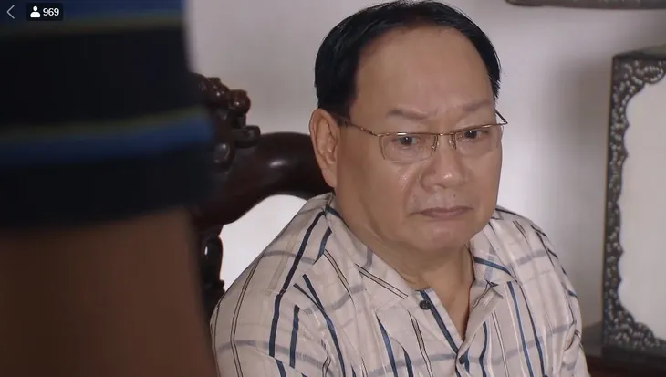 Cô gái nhà người ta - Tập 10: Khoa phát hiện ra mưu hèn kế bẩn của ông Tài? - Ảnh 2. Cô gái nhà người ta - Tập 10: Khoa phát hiện ra mưu hèn kế bẩn của ông Tài? - Ảnh 2.
