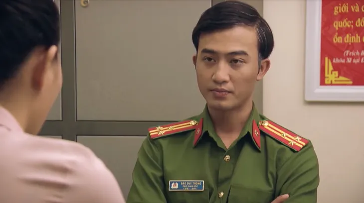 Sinh tử - Tập 63: Nhà báo Hoàng Ngân (Thanh Hương) bị gọi lên cơ quan điều tra - Ảnh 1.