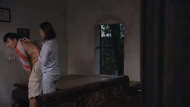 Cô gái nhà người ta - Tập 11: Khoa (Đình Tú) và Uyên (Phương Oanh) sẽ có nụ hôn đầu? - Ảnh 2. Cô gái nhà người ta - Tập 11: Khoa (Đình Tú) và Uyên (Phương Oanh) sẽ có nụ hôn đầu? - Ảnh 2.