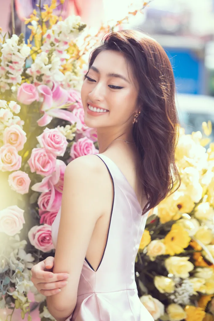 Lương Thuỳ Linh “ghen tị” với Mỹ Linh khi không được nhận quà Valentine - Ảnh 7. Lương Thuỳ Linh “ghen tị” với Mỹ Linh khi không được nhận quà Valentine - Ảnh 7.