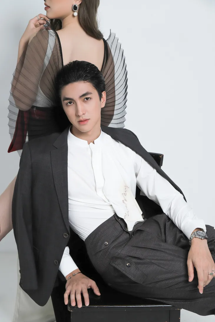 Ngắm bộ ảnh Valentine độc lạ của Bình An - Á hậu Phương Nga - Ảnh 1. Ngắm bộ ảnh Valentine độc lạ của Bình An - Á hậu Phương Nga - Ảnh 1.