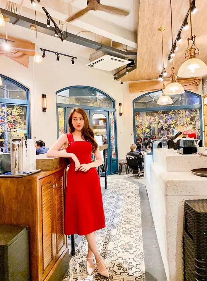 Ngắm nhan sắc đời thường của tiểu thư Cúc phim Tiệm ăn dì ghẻ - Ảnh 6. Ngắm nhan sắc đời thường của tiểu thư Cúc phim Tiệm ăn dì ghẻ - Ảnh 6.