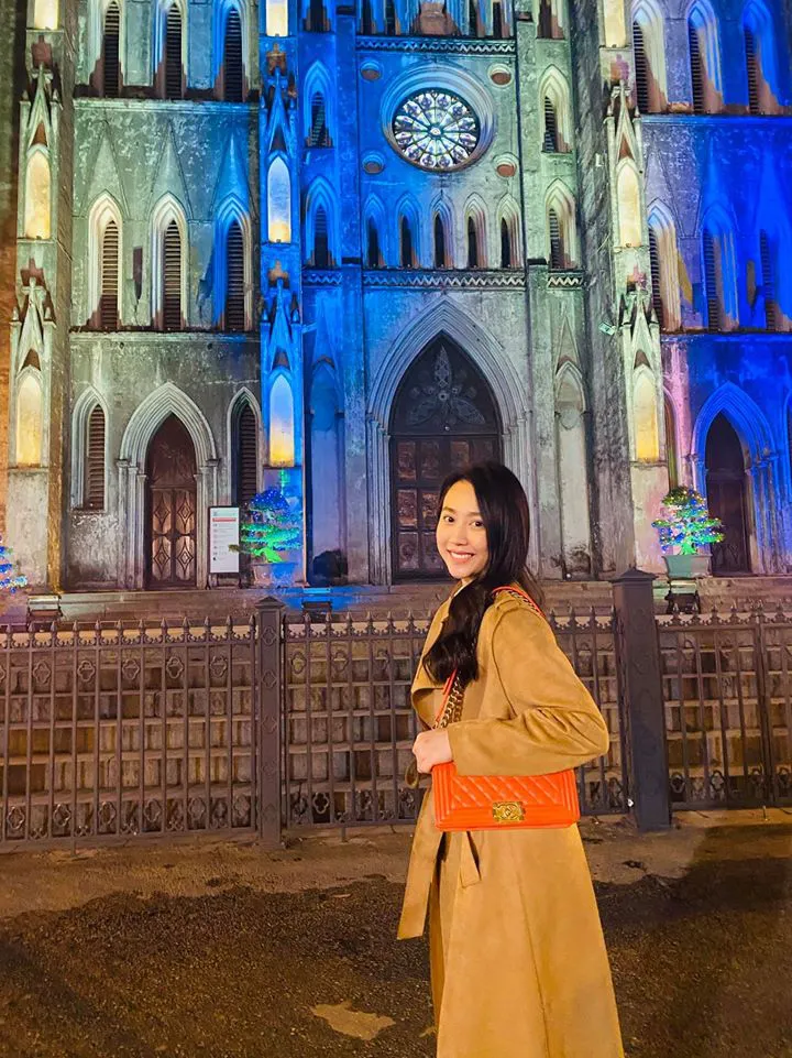 Ngắm nhan sắc đời thường của tiểu thư Cúc phim Tiệm ăn dì ghẻ - Ảnh 2. Ngắm nhan sắc đời thường của tiểu thư Cúc phim Tiệm ăn dì ghẻ - Ảnh 2.
