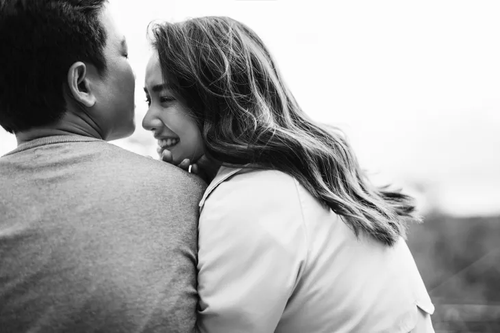 Vợ chồng Nhã Phương tình tứ trong bộ ảnh mới, quá lãng mạn - Ảnh 1. Vợ chồng Nhã Phương tình tứ trong bộ ảnh mới, quá lãng mạn - Ảnh 1.