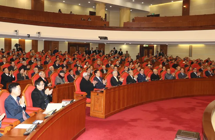 Bộ Chính trị tổ chức gặp mặt nguyên lãnh đạo cấp cao đã nghỉ hưu - Ảnh 2. Bộ Chính trị tổ chức gặp mặt nguyên lãnh đạo cấp cao đã nghỉ hưu - Ảnh 2.