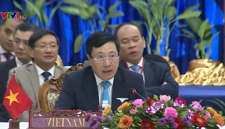 Bộ trưởng Bộ Ngoại giao ASEAN thảo luận về dịch COVID-19 - Ảnh 1. Bộ trưởng Bộ Ngoại giao ASEAN thảo luận về dịch COVID-19 - Ảnh 1.