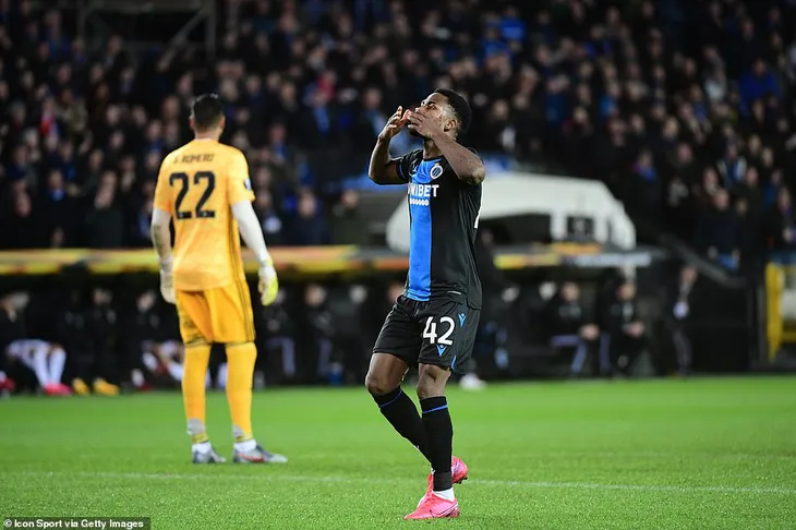 Brugge 1-1 Man Utd: Trận hòa nhọc nhằn của Quỷ đỏ - Ảnh 1. Brugge 1-1 Man Utd: Trận hòa nhọc nhằn của Quỷ đỏ - Ảnh 1.