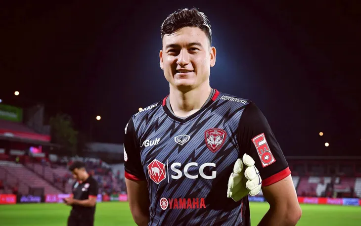 dang-van-lam-muangthong-united-thai-league-2019_lnyitvivjru61jefhw6ptjndk-crop dang-van-lam-muangthong-united-thai-league-2019_lnyitvivjru61jefhw6ptjndk-crop