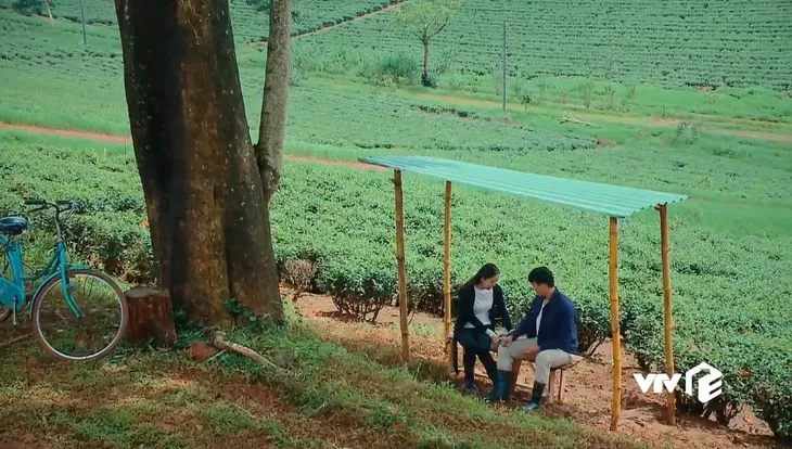 Nước mắt loài cỏ dại - Tập 27: Hường đường đột tỏ tình với Khang - Ảnh 5. Nước mắt loài cỏ dại - Tập 27: Hường đường đột tỏ tình với Khang - Ảnh 5.