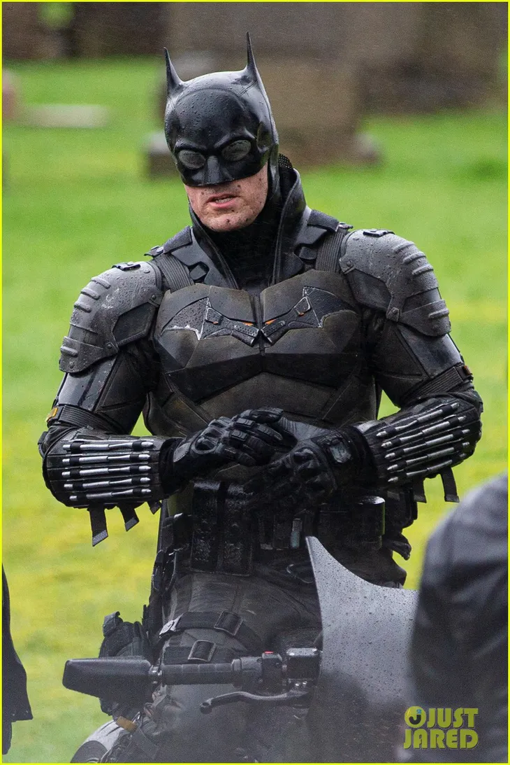 Lộ tạo hình của Batman mới Robert Pattinson - Ảnh 5. Lộ tạo hình của Batman mới Robert Pattinson - Ảnh 5.