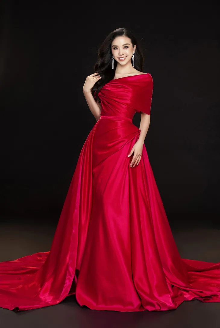 Top 3 Hoa hậu Việt Nam 2018 khoe bộ ảnh trước khi kết thúc nhiệm kỳ - Ảnh 8. Top 3 Hoa hậu Việt Nam 2018 khoe bộ ảnh trước khi kết thúc nhiệm kỳ - Ảnh 8.