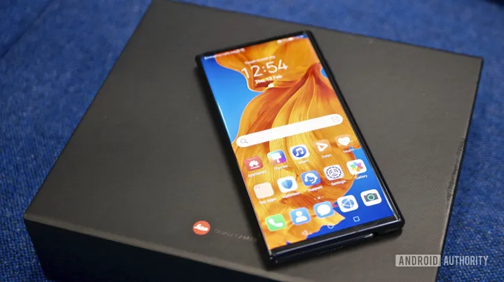 Huawei ra mắt smartphone màn hình gập Mate Xs giá 2.700 USD - Ảnh 4. Huawei ra mắt smartphone màn hình gập Mate Xs giá 2.700 USD - Ảnh 4.