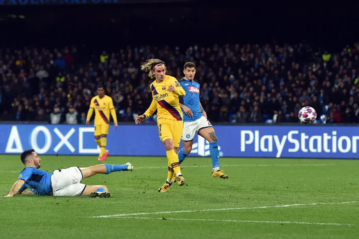 Napoli 1-1 Barcelona: Trận hòa chật vật của Barcelona (Lượt đi vòng 1/8 Champions League 2019-2020) - Ảnh 3. Napoli 1-1 Barcelona: Trận hòa chật vật của Barcelona (Lượt đi vòng 1/8 Champions League 2019-2020) - Ảnh 3.