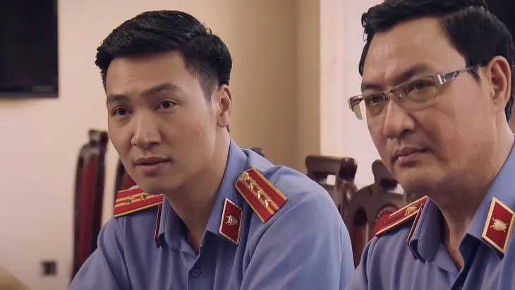 Sinh tử - Tập 72: Bị truy cứu trách nhiệm, ông Nghĩa (NSND Hoàng Dũng) gây khó dễ với Viện kiểm sát - Ảnh 2. Sinh tử - Tập 72: Bị truy cứu trách nhiệm, ông Nghĩa (NSND Hoàng Dũng) gây khó dễ với Viện kiểm sát - Ảnh 2.