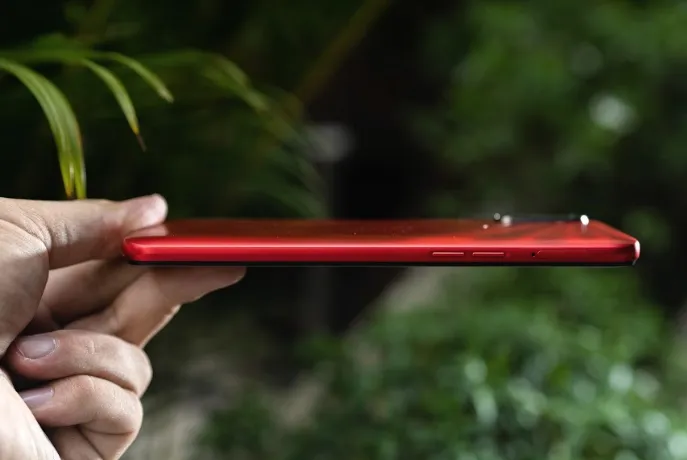 Realme C3 có giá 2,99 triệu đồng: Màn hình 6,5 inch, 3 camera sau, pin 5.000 mAh - Ảnh 4. Realme C3 có giá 2,99 triệu đồng: Màn hình 6,5 inch, 3 camera sau, pin 5.000 mAh - Ảnh 4.