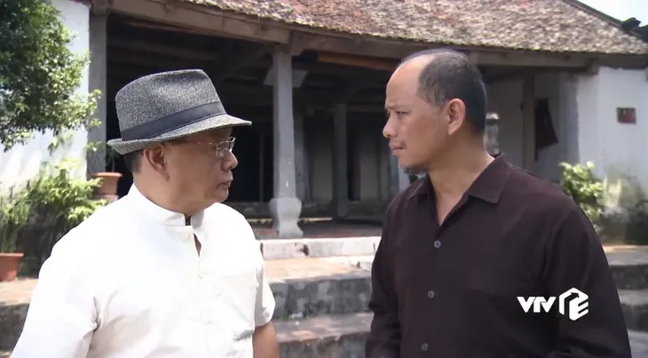 Cô gái nhà người ta - Tập 16: Ông Tài giở trò bẩn ép Uyên rút đơn tố cáo hãm hiếp - Ảnh 4. Cô gái nhà người ta - Tập 16: Ông Tài giở trò bẩn ép Uyên rút đơn tố cáo hãm hiếp - Ảnh 4.