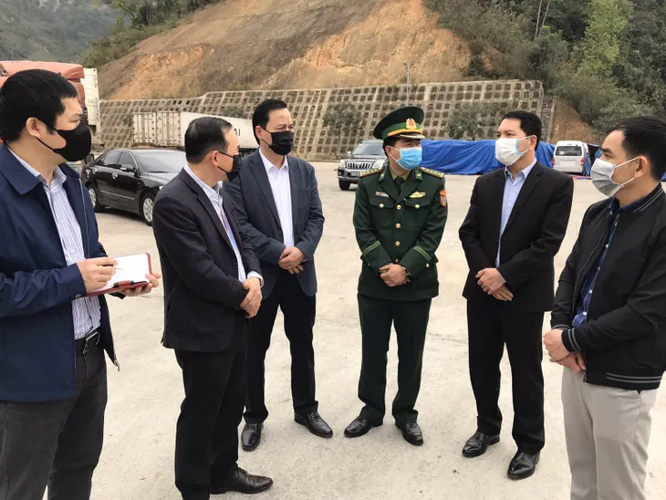 Đối phó dịch COVID-19: Đề xuất giảm giá BOT mở đường cho nông sản Việt - Ảnh 2. Đối phó dịch COVID-19: Đề xuất giảm giá BOT mở đường cho nông sản Việt - Ảnh 2.