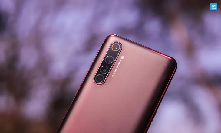 Realme X50 Pro ra mắt: Smartphone cấu hình cao cấp với mức giá “mềm” - Ảnh 2. Realme X50 Pro ra mắt: Smartphone cấu hình cao cấp với mức giá “mềm” - Ảnh 2.