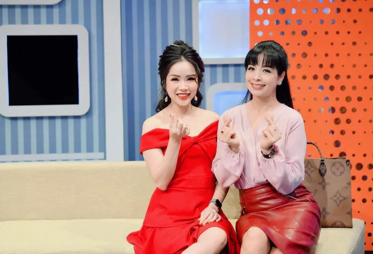 Bảo Thanh, Huyền My mở màn Những phụ nữ có gu phiên bản mới - Ảnh 2. Bảo Thanh, Huyền My mở màn Những phụ nữ có gu phiên bản mới - Ảnh 2.
