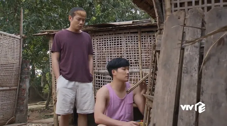 Cô gái nhà người ta -Tập 17: Khoa cứu Uyên thoát chết - Ảnh 9. Cô gái nhà người ta -Tập 17: Khoa cứu Uyên thoát chết - Ảnh 9.