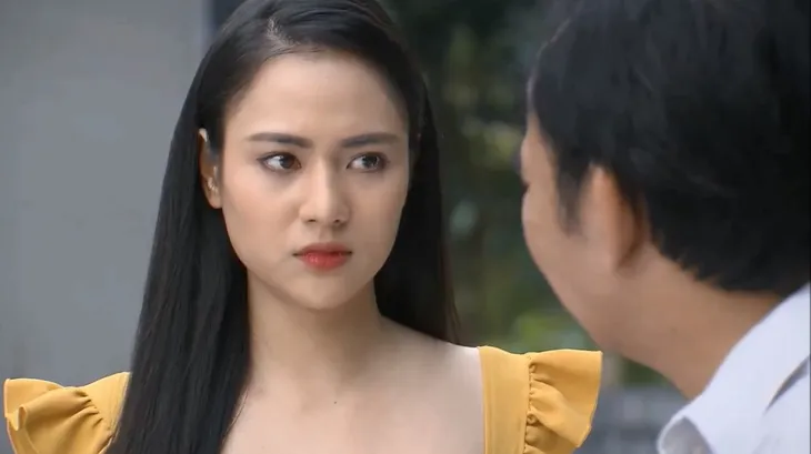 Cô gái nhà người ta - Tập 18: Bố Uyên mất hết sĩ diện vì hai cô con gái - Ảnh 2. Cô gái nhà người ta - Tập 18: Bố Uyên mất hết sĩ diện vì hai cô con gái - Ảnh 2.