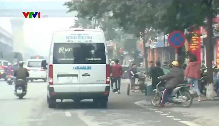 Hà Nội: Các bãi giữ xe vi phạm nhiều lần sẽ bị thu giấy phép - Ảnh 1. Hà Nội: Các bãi giữ xe vi phạm nhiều lần sẽ bị thu giấy phép - Ảnh 1.