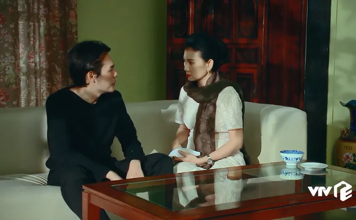 Nước mắt loài cỏ dại - Tập 22: Mẹ con Việt tìm cách đuổi Khang ra khỏi nhà - Ảnh 10. Nước mắt loài cỏ dại - Tập 22: Mẹ con Việt tìm cách đuổi Khang ra khỏi nhà - Ảnh 10.