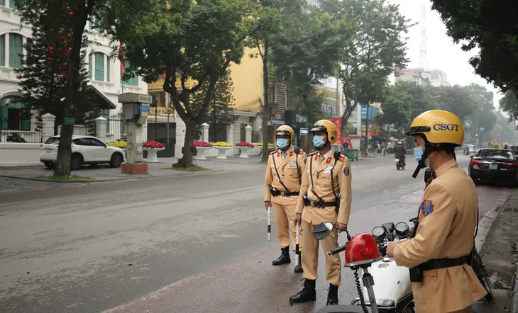 Đẩy mạnh phòng ngừa, xử lý vi phạm giao thông sau giãn cách xã hội - Ảnh 1.