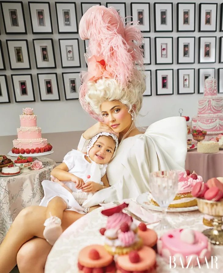 Kylie Jenner bị tước danh tỷ phú vẫn là ngôi sao có thu nhập cao nhất thế giới năm 2020 - Ảnh 1. Kylie Jenner bị tước danh tỷ phú vẫn là ngôi sao có thu nhập cao nhất thế giới năm 2020 - Ảnh 1.