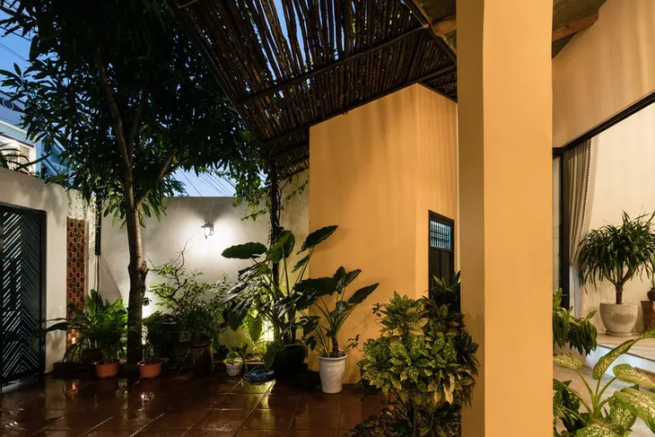 Nhà lát gạch đỏ lưu giữ ký ức về Hội An xưa - Ảnh 5. Nhà lát gạch đỏ lưu giữ ký ức về Hội An xưa - Ảnh 5.