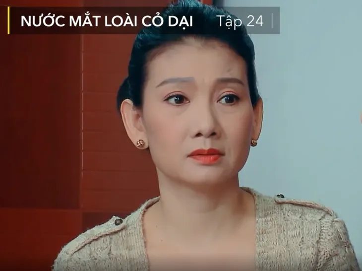 Nước mắt loài cỏ dại - Tập 24: Việt hối thúc mẹ nhanh chóng giết Khang để chiếm đoạt tài sản - Ảnh 4. Nước mắt loài cỏ dại - Tập 24: Việt hối thúc mẹ nhanh chóng giết Khang để chiếm đoạt tài sản - Ảnh 4.