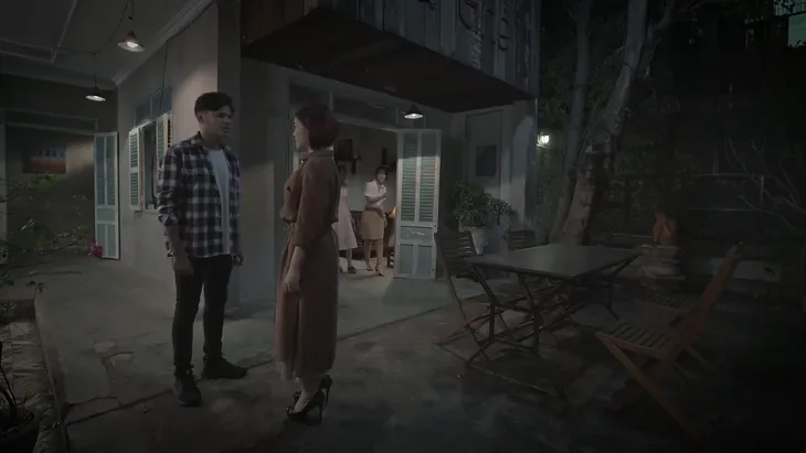 Tiệm ăn dì ghẻ - Tập 23: Tân cầu hôn Kim trước mặt nhóm Bống Bang - Ảnh 1. Tiệm ăn dì ghẻ - Tập 23: Tân cầu hôn Kim trước mặt nhóm Bống Bang - Ảnh 1.