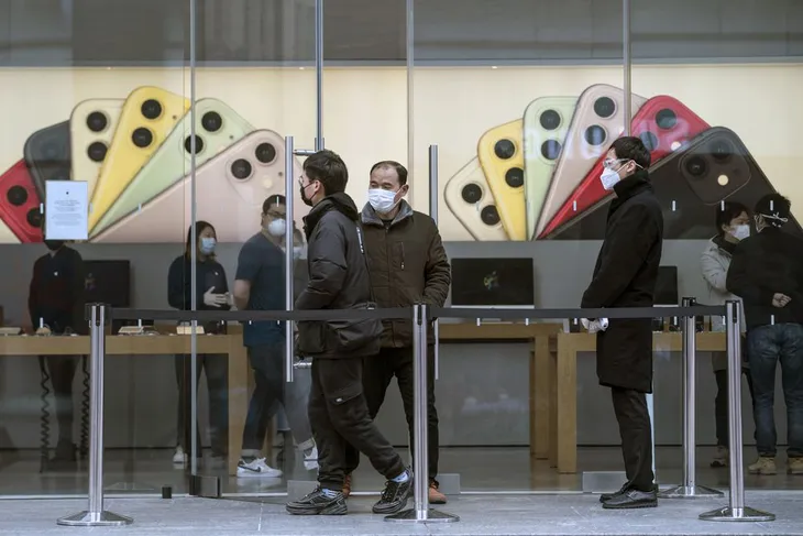 Apple mở cửa trở lại toàn bộ Apple Store tại Trung Quốc - Ảnh 1. Apple mở cửa trở lại toàn bộ Apple Store tại Trung Quốc - Ảnh 1.