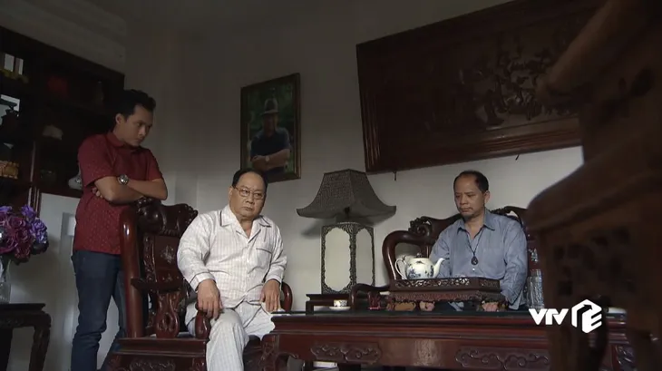 Cô gái nhà người ta - Tập 24: Quân không đủ gan giết ông Đẩu, ông Tài nghĩ cách gì khác? - Ảnh 3. Cô gái nhà người ta - Tập 24: Quân không đủ gan giết ông Đẩu, ông Tài nghĩ cách gì khác? - Ảnh 3.