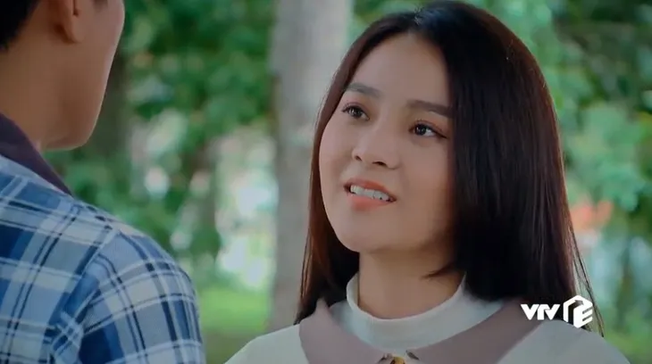 Nước mắt loài cỏ dại - Tập 33: Trọng lên giường với Hạnh, về vẫn hứa hẹn cưới xin với Dạ Thảo - Ảnh 5. Nước mắt loài cỏ dại - Tập 33: Trọng lên giường với Hạnh, về vẫn hứa hẹn cưới xin với Dạ Thảo - Ảnh 5.