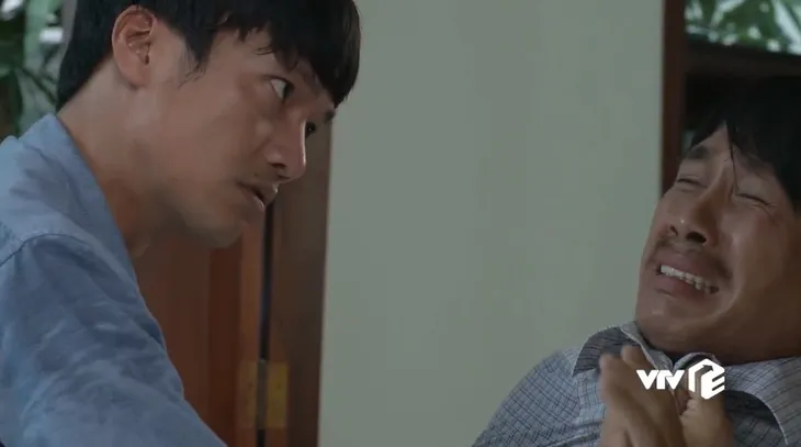Tiệm ăn dì ghẻ - Tập 33: Con gái nguy kịch, Minh trộm tiền của vợ để cứu bạn tù - Ảnh 5. Tiệm ăn dì ghẻ - Tập 33: Con gái nguy kịch, Minh trộm tiền của vợ để cứu bạn tù - Ảnh 5.