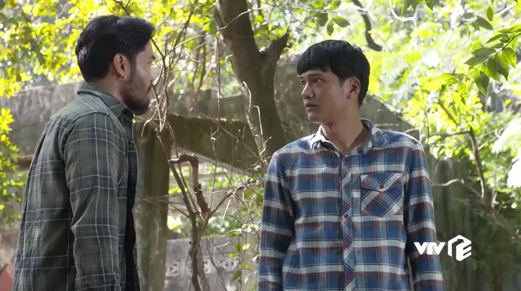 Tiệm ăn dì ghẻ - Tập 33: Con gái nguy kịch, Minh trộm tiền của vợ để cứu bạn tù - Ảnh 7. Tiệm ăn dì ghẻ - Tập 33: Con gái nguy kịch, Minh trộm tiền của vợ để cứu bạn tù - Ảnh 7.