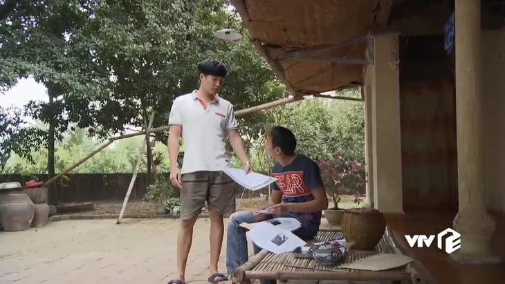 Cô gái nhà người ta - Tập cuối: Ông Tài bị bắt gọn vì dính bẫy gậy ông đập lưng ông - Ảnh 1. Cô gái nhà người ta - Tập cuối: Ông Tài bị bắt gọn vì dính bẫy gậy ông đập lưng ông - Ảnh 1.