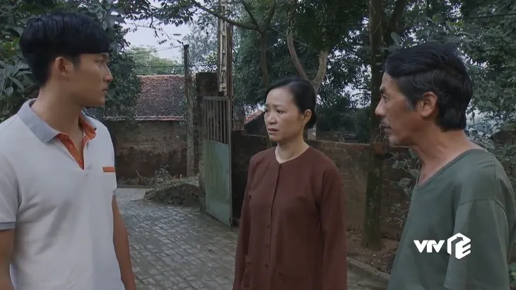 Cô gái nhà người ta - Tập cuối: Ông Tài bị bắt gọn vì dính bẫy gậy ông đập lưng ông - Ảnh 4. Cô gái nhà người ta - Tập cuối: Ông Tài bị bắt gọn vì dính bẫy gậy ông đập lưng ông - Ảnh 4.