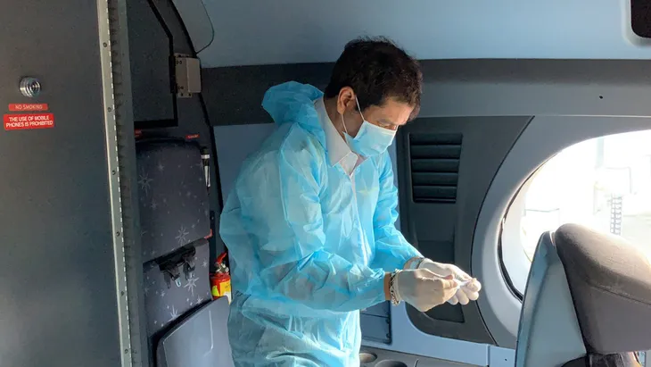 Bên trong những chuyến bay Vietnam Airlines về từ “tâm dịch” châu Âu - Ảnh 3. Bên trong những chuyến bay Vietnam Airlines về từ “tâm dịch” châu Âu - Ảnh 3.