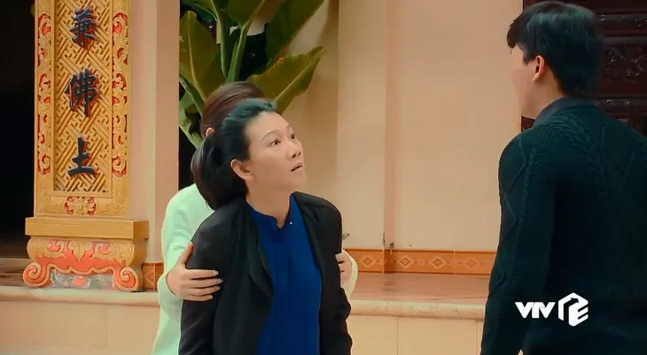 Nước mắt loài cỏ dại - Tập 30: Chồng con chết, bà Phương hóa điên - Ảnh 2. Nước mắt loài cỏ dại - Tập 30: Chồng con chết, bà Phương hóa điên - Ảnh 2.