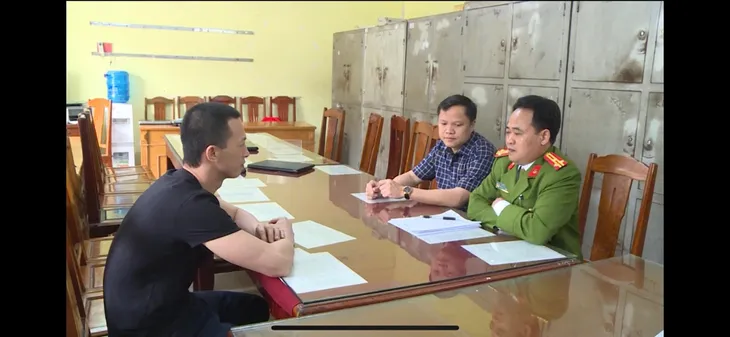 Thanh Hóa: Bắt đối tượng cầm đầu ổ nhóm bảo kê đấu thầu, can dự vào các hoạt động kinh tế - Ảnh 1.