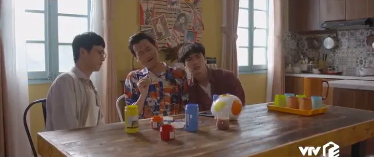 Nhà trọ Balanha - Tập 2: Chết cười màn đập lợn cướp tiền rồi nhét trả bằng tiền âm phủ - Ảnh 7. Nhà trọ Balanha - Tập 2: Chết cười màn đập lợn cướp tiền rồi nhét trả bằng tiền âm phủ - Ảnh 7.