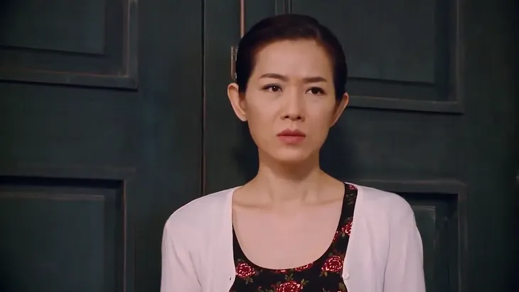 Nước mắt loài cỏ dại - Tập 35: Phát hiện Khang yêu thầm em gái, mẹ Dạ Thảo tìm cách ngăn chặn? - Ảnh 4. Nước mắt loài cỏ dại - Tập 35: Phát hiện Khang yêu thầm em gái, mẹ Dạ Thảo tìm cách ngăn chặn? - Ảnh 4.