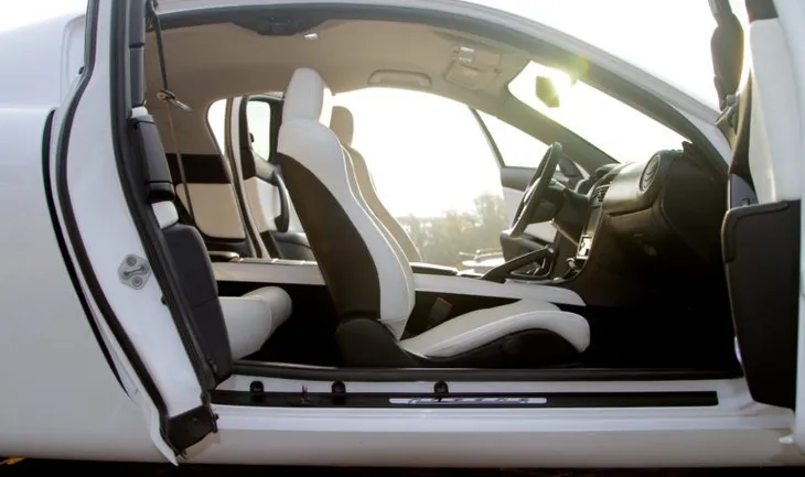 Xế độ lạ: BMW, Mercedes “lột xác” theo phong cách Liên Xô Cũ - Ảnh 20.